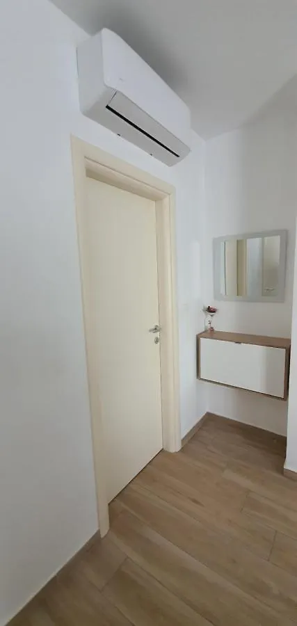 Apartment Sunrise With Private Parking Pula